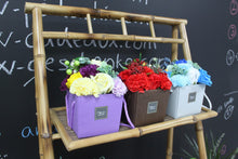Carica l&#39;immagine nel visualizzatore Galleria, Soap Flower Bouquet - Lavender Rose &amp; Carnation
